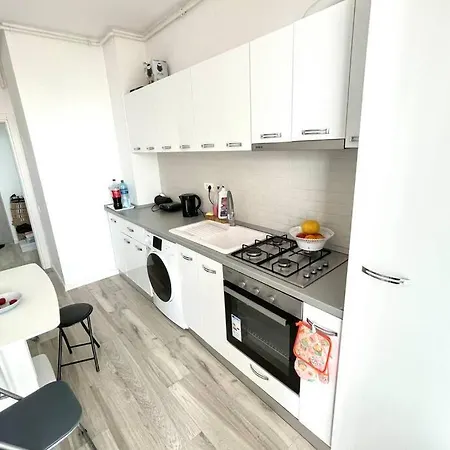 Studio Velier Mamaia Nord